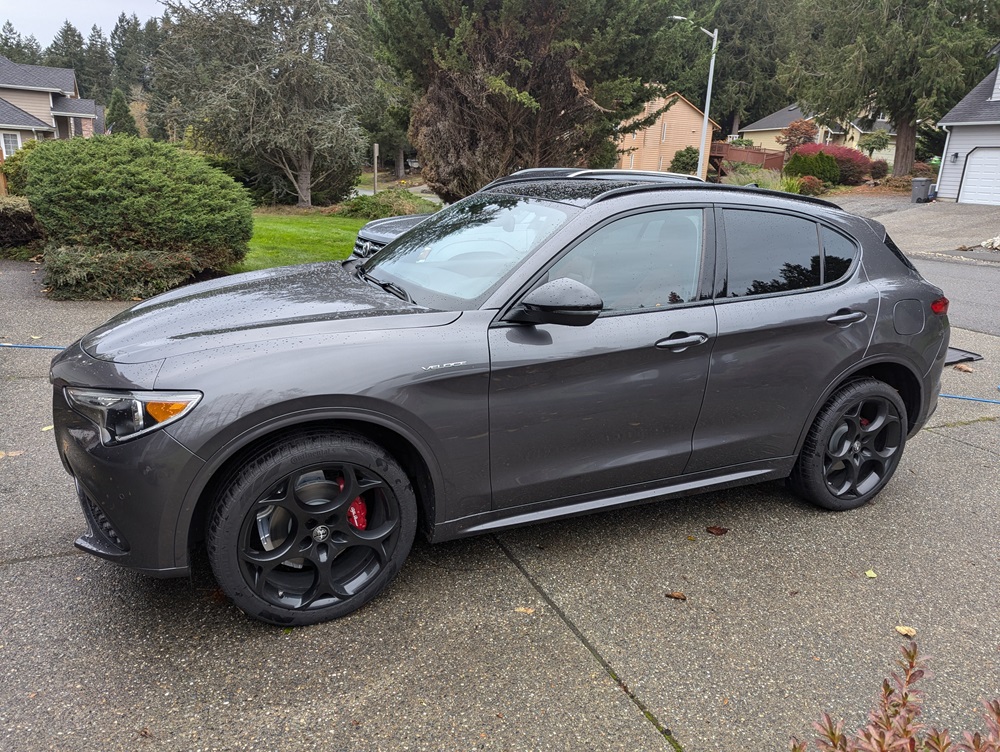 Interior and Exterior Combo detail by Lake Stevens Auto Detailing